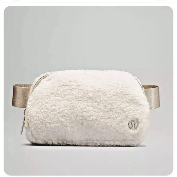 lululemon athletica Handbags - Lululemon Fleece Sherpa Everywhere Belt Bag -NWT